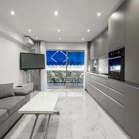 Gorgeous - Near - 2br 6p