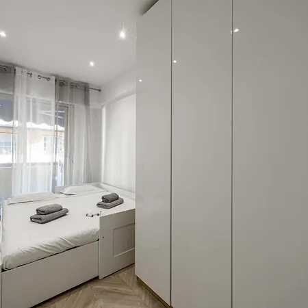 Gorgeous - Near - 2br 6p Daire