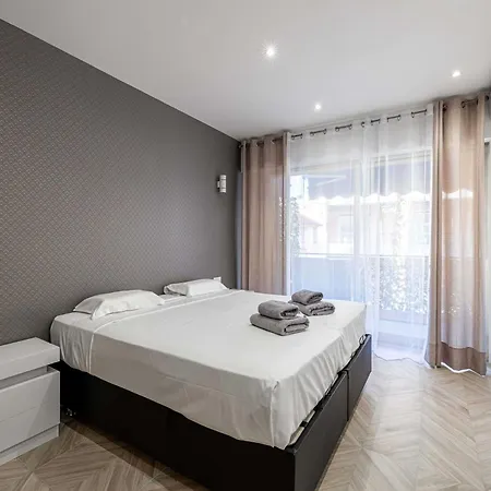 Gorgeous - Near - 2br 6p